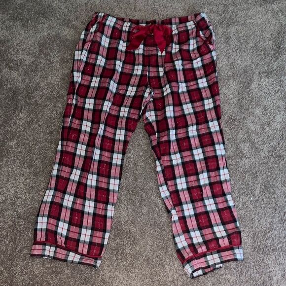 New York & Co Holiday Plaid Pajama Pants - Picture 1 of 4